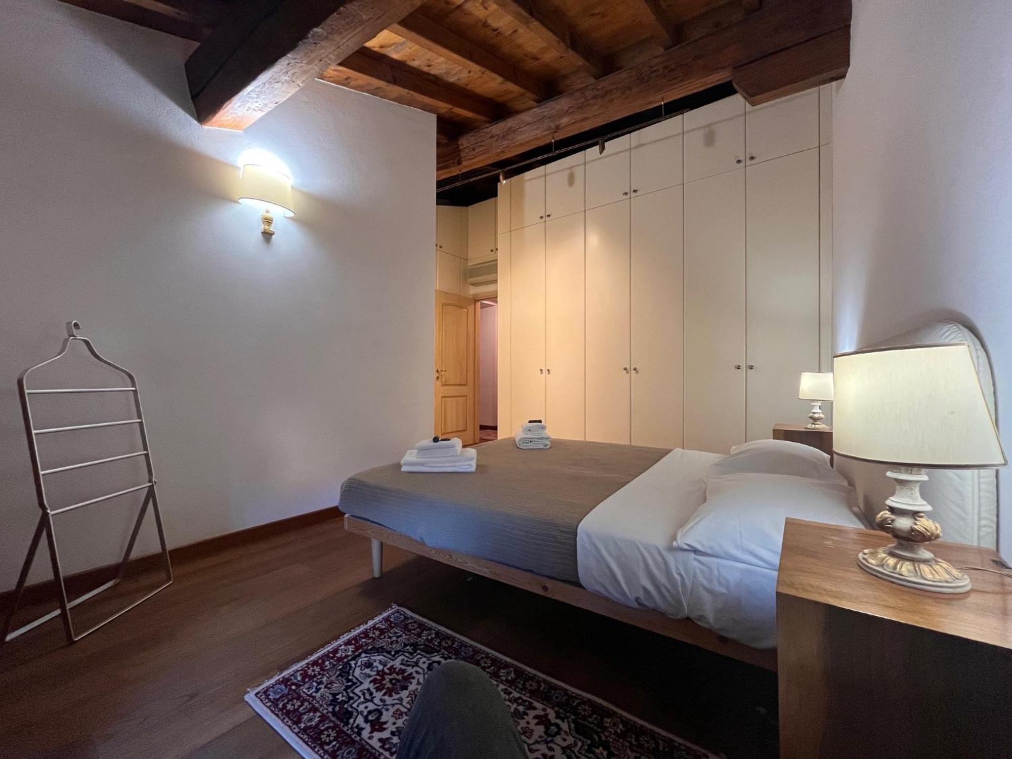 Apartment Piazza Erbe Verona